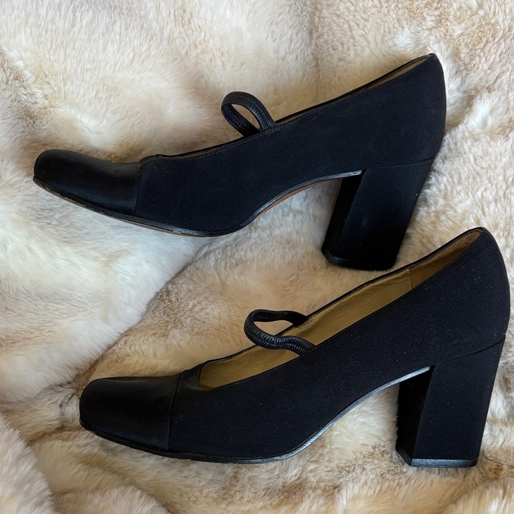 Vintage Adrienne Vittadini Mary Jane square toe heels